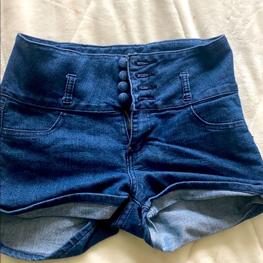 LA bonita high waist shorts